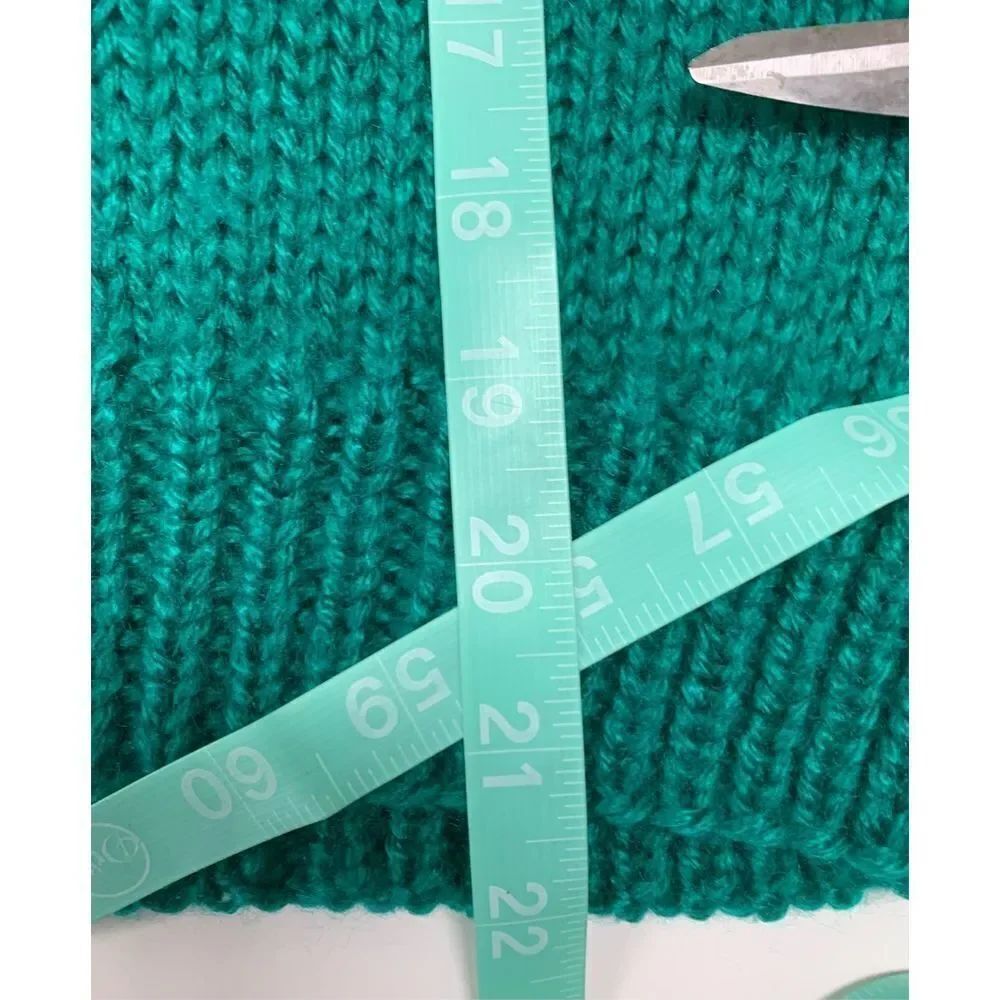 Vintage Snowflake Patterned Knit Sweater - Picture 8 of 8